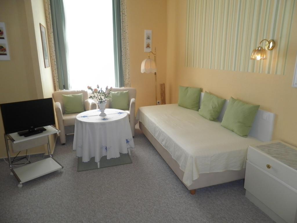 באד זאלצפלן Villa Zur Schoenen Aussicht מראה חיצוני תמונה