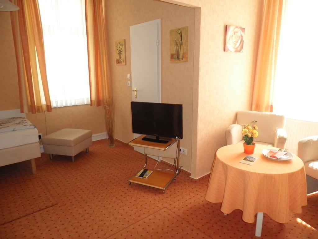 באד זאלצפלן Villa Zur Schoenen Aussicht מראה חיצוני תמונה